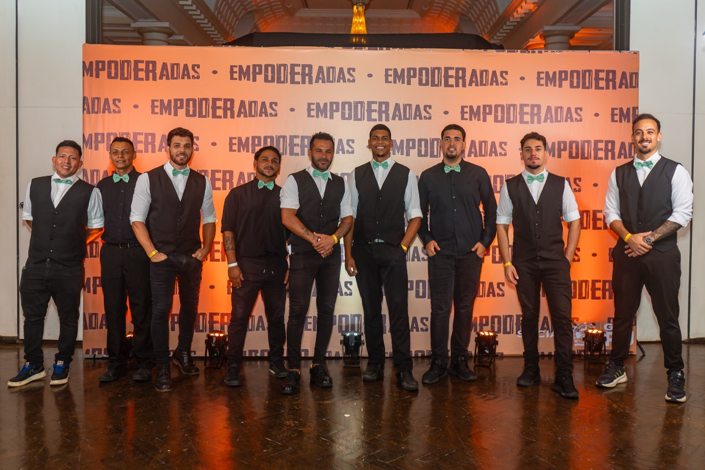 Equipe completa do Jucá Bar em evento