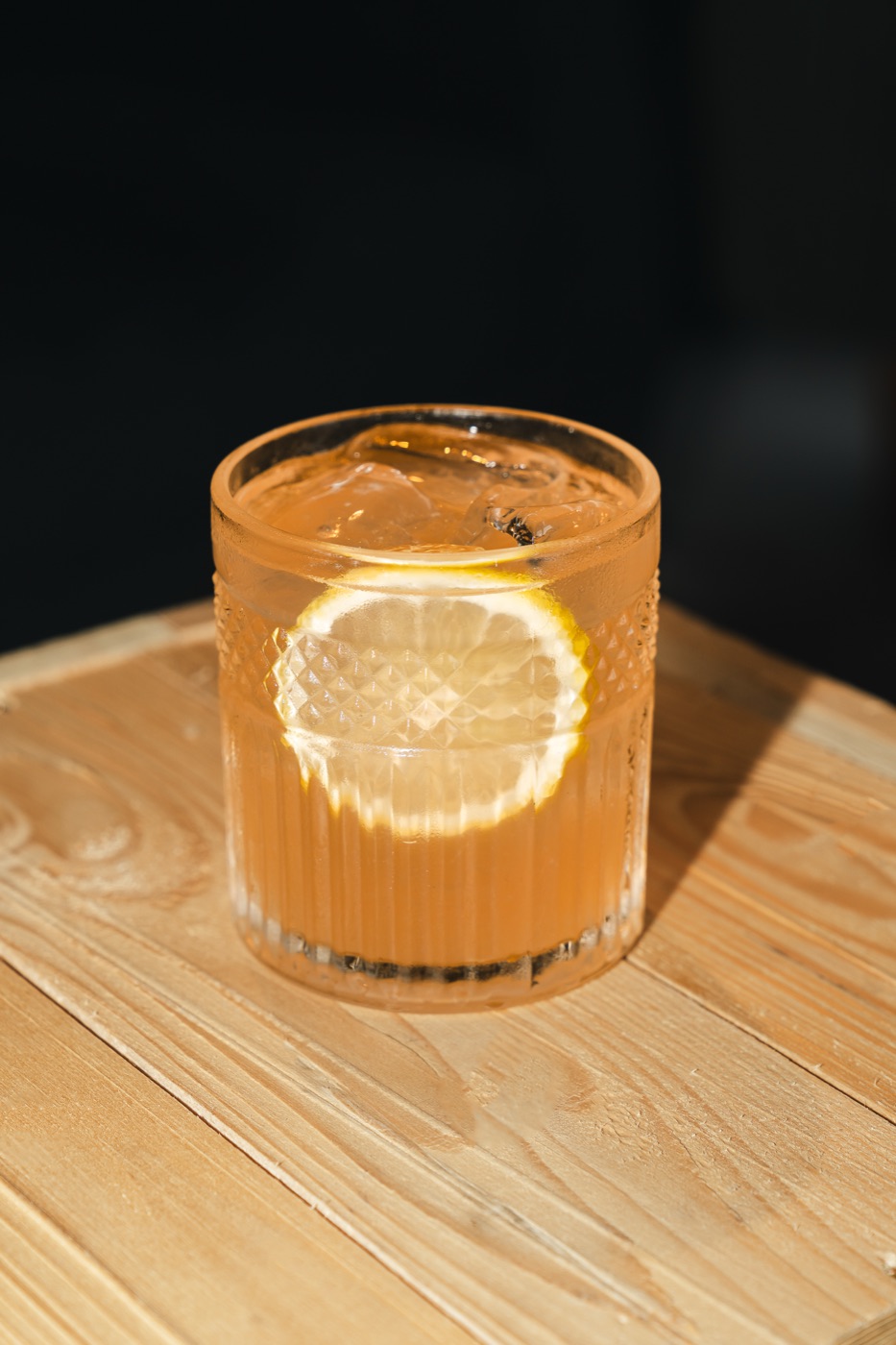 Drink autoral Perolado com rodela de limão